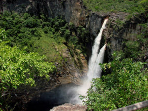 Salto do Rio Preto, com 120m de queda